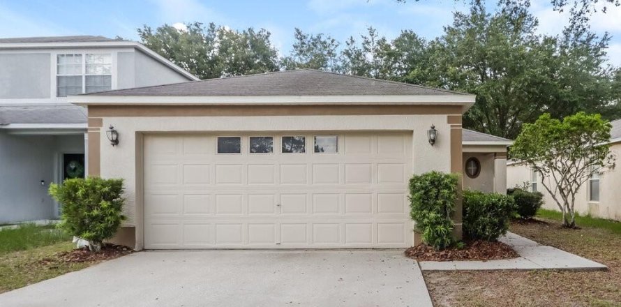Casa en Seffner, Florida 3 dormitorios, 118.91 m2 № 1905139