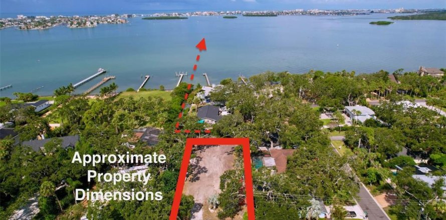 Terreno en Saint Petersburg, Florida № 1900522