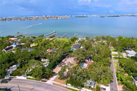 Terreno en venta en Saint Petersburg, Florida № 1900522 - foto 7