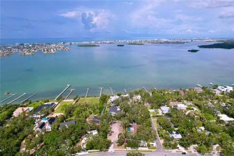 Terreno en venta en Saint Petersburg, Florida № 1900522 - foto 8