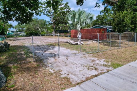 Terreno en venta en Saint Petersburg, Florida № 1900522 - foto 16