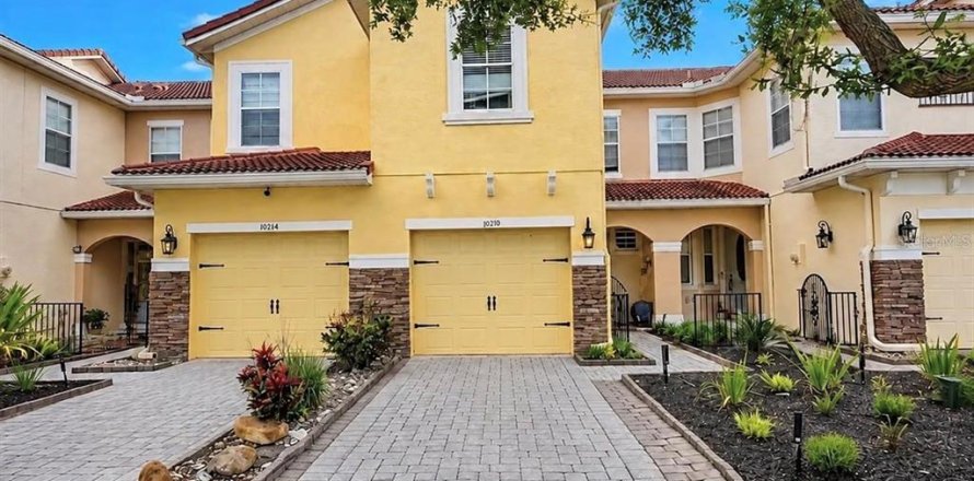Adosado en Orlando, Florida 3 dormitorios, 146.6 m2 № 2314790