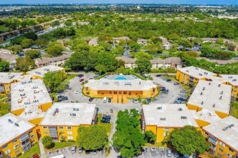 Studio in the Condo in Deerfield Beach, Florida № 2194260