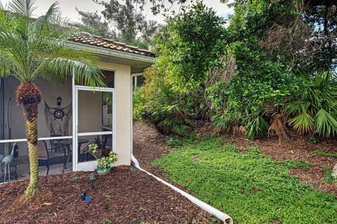Villa ou maison à vendre à North Port, Floride: 2 chambres, 138.15 m2 № 1894216 - photo 5