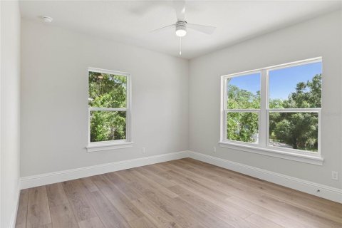 House in Apopka, Florida 7 bedrooms, 332.31 sq.m. № 1787701 - photo 3