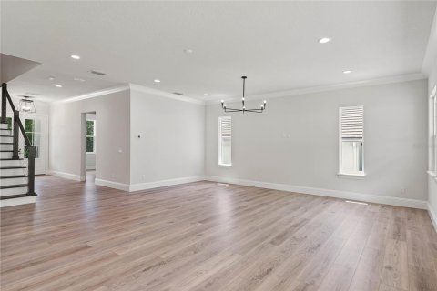 House in Apopka, Florida 7 bedrooms, 332.31 sq.m. № 1787701 - photo 13