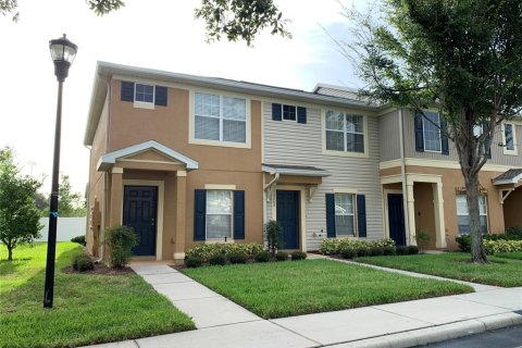 Adosado en alquiler en Riverview, Florida, 2 dormitorios, 116.59 m2 № 1901629 - foto 1