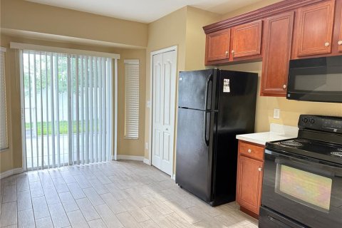 Adosado en alquiler en Riverview, Florida, 2 dormitorios, 116.59 m2 № 1901629 - foto 6