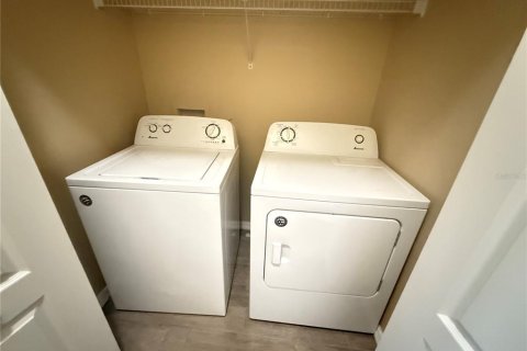 Adosado en alquiler en Riverview, Florida, 2 dormitorios, 116.59 m2 № 1901629 - foto 9