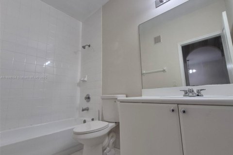 Снять в аренду кондоминиум в Хайалиа, Флорида 2 спальни, 89.84м2, № 1949846 - фото 14