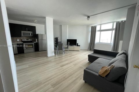 Copropriété à louer à Miami Beach, Floride: 2 chambres, 93.83 m2 № 1982282 - photo 4