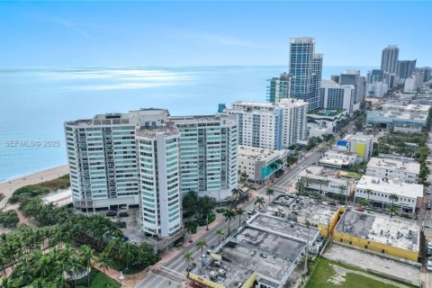 Copropriété à louer à Miami Beach, Floride: 2 chambres, 93.83 m2 № 1982282 - photo 19