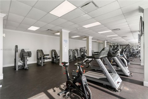 Copropriété à louer à Miami Beach, Floride: 2 chambres, 93.83 m2 № 1982282 - photo 10