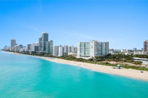 Copropriété à louer à Miami Beach, Floride: 2 chambres, 93.83 m2 № 1982282 - photo 17