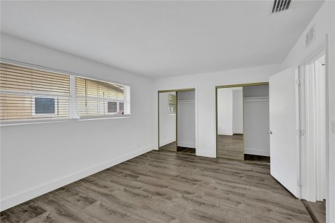 House in Fort Lauderdale, Florida 3 bedrooms, 183.85 sq.m. № 2181304 - photo 21