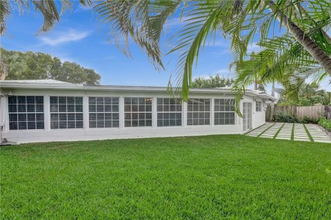 House in Fort Lauderdale, Florida 3 bedrooms, 183.85 sq.m. № 2181304 - photo 30