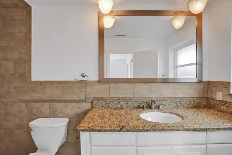 House in Fort Lauderdale, Florida 3 bedrooms, 183.85 sq.m. № 2181304 - photo 15