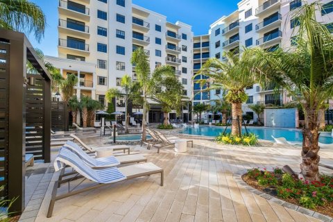 Apartamento en alquiler en Tampa, Florida, 1 habitación, 53.98 m2 № 1821330 - foto 1