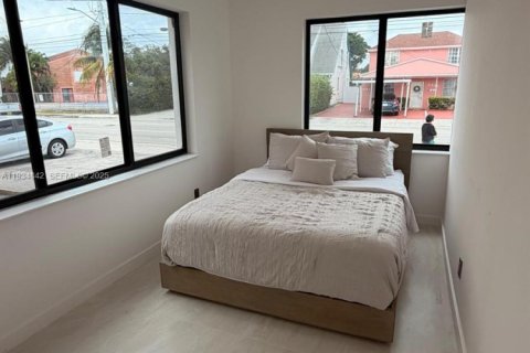 Apartamento en alquiler en Miami, Florida, 2 dormitorios, 68.28 m2 № 2152521 - foto 7