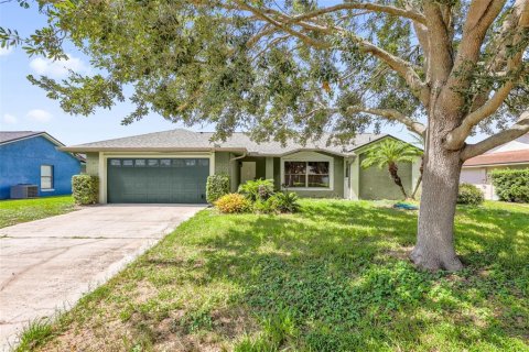 House in Orlando, Florida 3 bedrooms, 153.1 sq.m. № 2210200
