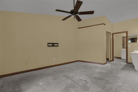 House in Orlando, Florida 3 bedrooms, 153.1 sq.m. № 2210200 - photo 14
