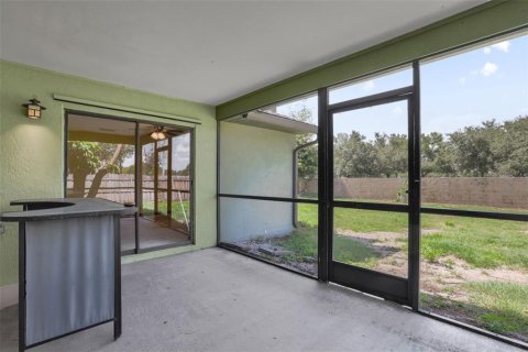 House in Orlando, Florida 3 bedrooms, 153.1 sq.m. № 2210200 - photo 22
