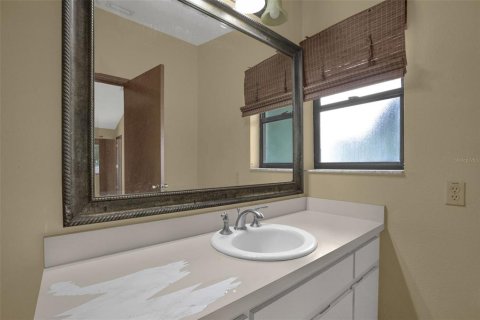 House in Orlando, Florida 3 bedrooms, 153.1 sq.m. № 2210200 - photo 19