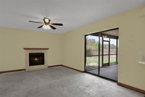 House in Orlando, Florida 3 bedrooms, 153.1 sq.m. № 2210200 - photo 9
