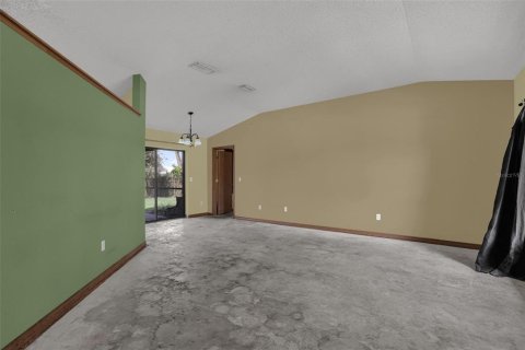 House in Orlando, Florida 3 bedrooms, 153.1 sq.m. № 2210200 - photo 3