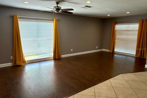 Villa ou maison à vendre à Palm Harbor, Floride: 4 chambres, 165.18 m2 № 2314099 - photo 10