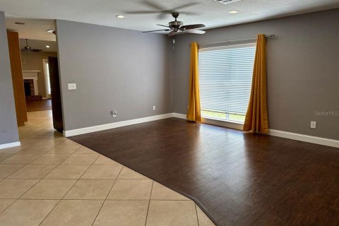 Villa ou maison à vendre à Palm Harbor, Floride: 4 chambres, 165.18 m2 № 2314099 - photo 9