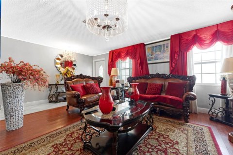 House in Coral Springs, Florida 4 bedrooms, 192.87 sq.m. № 1947362 - photo 28