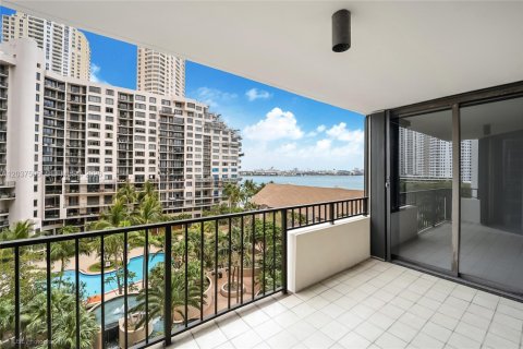 Copropriété à vendre à Miami, Floride: 2 chambres, 114.18 m2 № 2154229 - photo 3