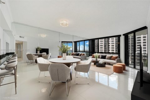 Condo à Miami, Floride, 2 chambres  № 2154229
