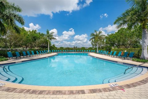 Touwnhouse à vendre à Homestead, Floride: 3 chambres, 158.4 m2 № 2075755 - photo 3