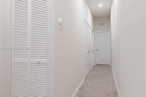Touwnhouse à vendre à Homestead, Floride: 3 chambres, 158.4 m2 № 2075755 - photo 25