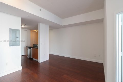 Condo in Miami, Florida, 1 bedroom № 1891407 - photo 25