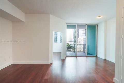 Condo in Miami, Florida, 1 bedroom № 1891407 - photo 23