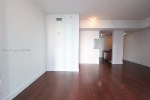 Condo in Miami, Florida, 1 bedroom № 1891407 - photo 19