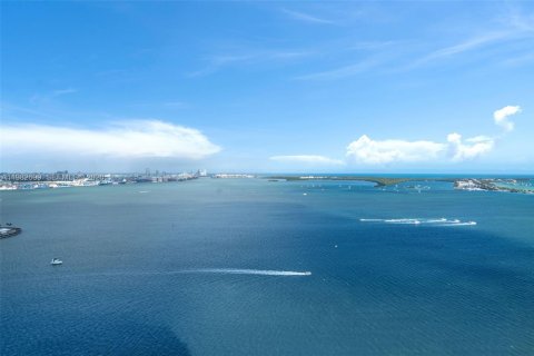 Купить кондоминиум в Майами, Флорида 2 спальни, 160.72м2, № 2050120 - фото 19