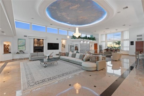 Casa en venta en Bradenton, Florida, 4 dormitorios, 685.43 m2 № 1744800 - foto 8