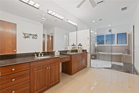 Casa en venta en Bradenton, Florida, 4 dormitorios, 685.43 m2 № 1744800 - foto 28