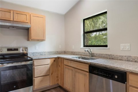 Villa ou maison à vendre à Vero Beach, Floride: 1 chambre, 85.84 m2 № 1949038 - photo 13