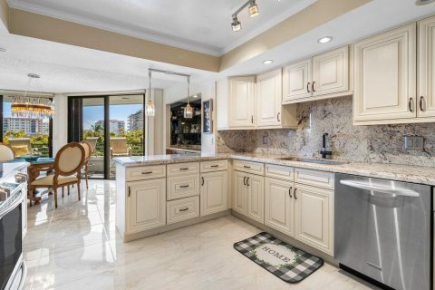 Condo in Hillsboro Beach, Florida, 2 bedrooms  № 2082635 - photo 6