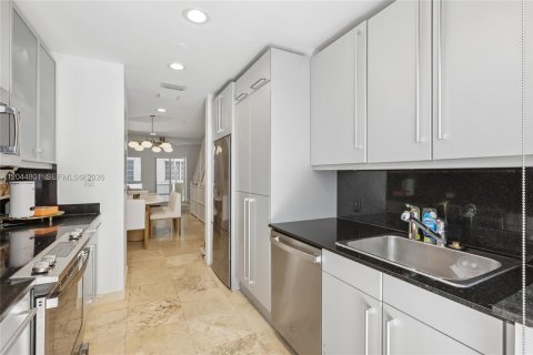 Townhouse in Miami Beach, Florida 2 bedrooms, 102.19 sq.m. № 2192122 - photo 12