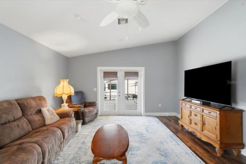Casa en venta en Babson Park, Florida, 3 dormitorios, 145.3 m2 № 2231213 - foto 8