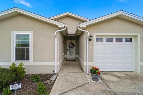 House in Babson Park, Florida 3 bedrooms, 145.3 sq.m. № 2231213