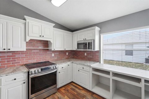 Casa en venta en Babson Park, Florida, 3 dormitorios, 145.3 m2 № 2231213 - foto 12