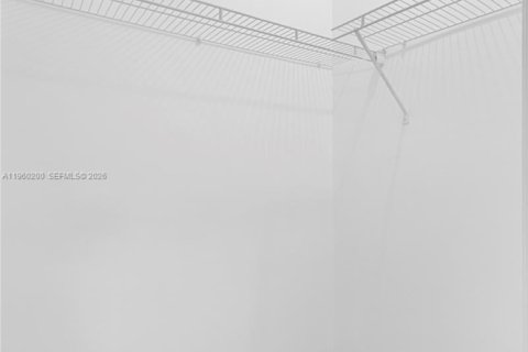 Apartment in Tamarac, Florida 2 bedrooms, 72 sq.m. № 2020323 - photo 14