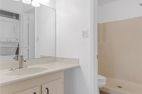 Apartment in Tamarac, Florida 2 bedrooms, 72 sq.m. № 2020323 - photo 15